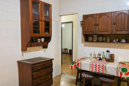 Casa à venda com 132m², 3 quartos e 1 vaga Casa à venda com 132m², 3 quartos e 1 vagaCozinha