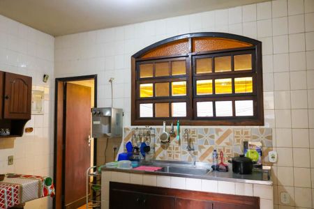 Casa à venda com 132m², 3 quartos e 1 vaga Casa à venda com 132m², 3 quartos e 1 vagaCozinha
