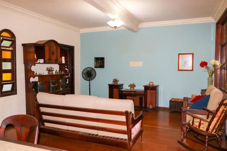 Sala de casa à venda com 3 quartos, 132m² em Encantado, Rio de Janeiro