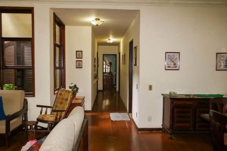 Casa à venda com 132m², 3 quartos e 1 vaga Casa à venda com 132m², 3 quartos e 1 vagaSala