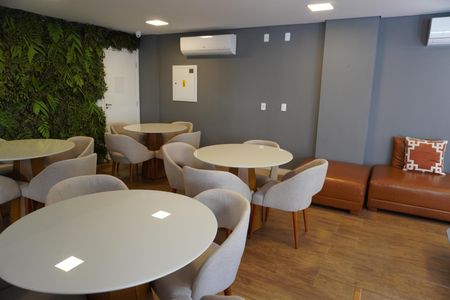 Apartamento para alugar com 60m², 2 quartos e 1 vagaÁrea comum