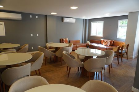 Apartamento para alugar com 60m², 2 quartos e 1 vagaÁrea comum