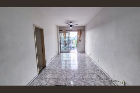 Apartamento para alugar com 80m², 2 quartos e 1 vagaSala