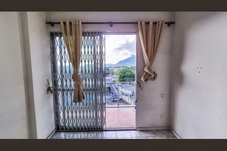 Sala de apartamento para alugar com 2 quartos, 80m² em Irajá, Rio de Janeiro