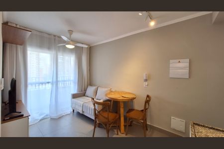 Sala/Cozinha de apartamento para alugar com 1 quarto, 29m² em Pompeia, São Paulo