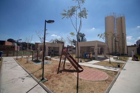 Apartamento para alugar com 33m², 2 quartos e sem vaga Apartamento para alugar com 33m², 2 quartos e sem vagaÁrea comum - Playground