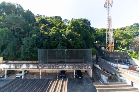 Vista da Sala de apartamento para alugar com 2 quartos, 55m² em Santa Rosa, Niterói