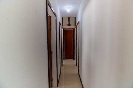 Apartamento para alugar com 89m², 2 quartos e 1 vagaCorredor 
