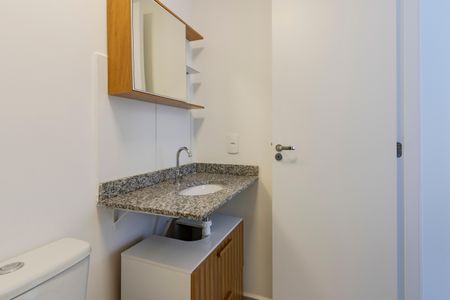 Apartamento para alugar com 27m², 1 quarto e sem vaga Apartamento para alugar com 27m², 1 quarto e sem vagaBanheiro da Suíte
