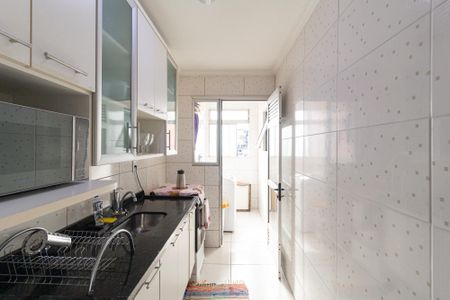 Apartamento à venda com 74m², 3 quartos e 1 vaga Apartamento à venda com 74m², 3 quartos e 1 vagaCozinha e área de serviço