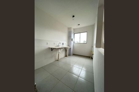 Cozinha de apartamento à venda com 2 quartos, 57m² em Goiânia, Belo Horizonte