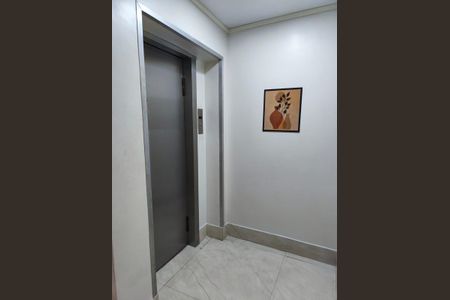 Apartamento à venda com 60m², 2 quartos e sem vaga Apartamento à venda com 60m², 2 quartos e sem vagaÁrea externa