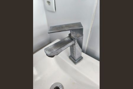 Apartamento à venda com 60m², 2 quartos e sem vaga Apartamento à venda com 60m², 2 quartos e sem vagaBanheiro