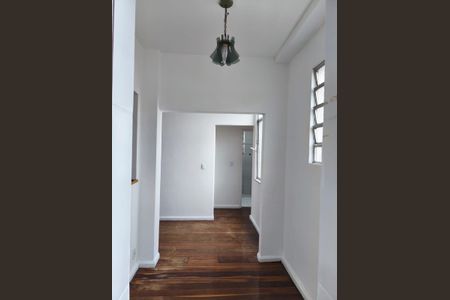 Apartamento à venda com 60m², 2 quartos e sem vaga Apartamento à venda com 60m², 2 quartos e sem vagaCorredor