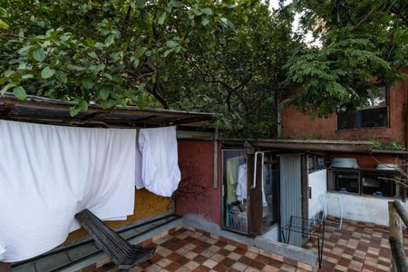 Casa à venda com 300m², 7 quartos e 5 vagasVaranda