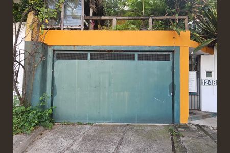 Casa à venda com 300m², 7 quartos e 5 vagasFachada