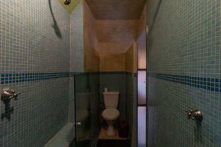 Casa à venda com 300m², 7 quartos e 5 vagasBanheiro da Suíte 3