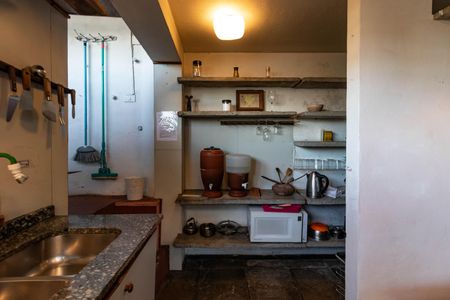 Casa à venda com 300m², 7 quartos e 5 vagasCozinha