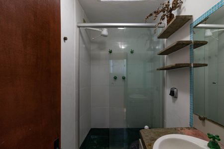 Casa à venda com 300m², 7 quartos e 5 vagasBanheiro 1