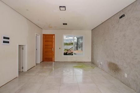 Sala de casa de condomínio à venda com 3 quartos, 121m² em Mário Quintana, Porto Alegre