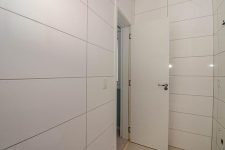 Casa de condomínio à venda com 121m², 3 quartos e 1 vaga Casa de condomínio à venda com 121m², 3 quartos e 1 vagaBanheiro da Suíte 1