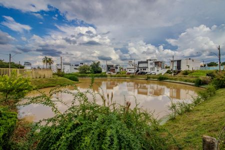 Casa de condomínio à venda com 121m², 3 quartos e 1 vaga Casa de condomínio à venda com 121m², 3 quartos e 1 vagaÁrea comum - Lago