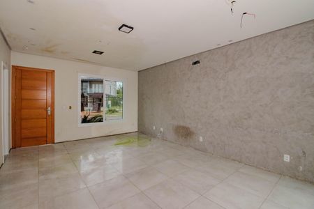 Sala de casa de condomínio à venda com 3 quartos, 121m² em Mário Quintana, Porto Alegre