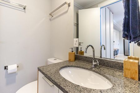 Studio para alugar com 30m², 1 quarto e sem vaga Studio para alugar com 30m², 1 quarto e sem vagaBanheiro