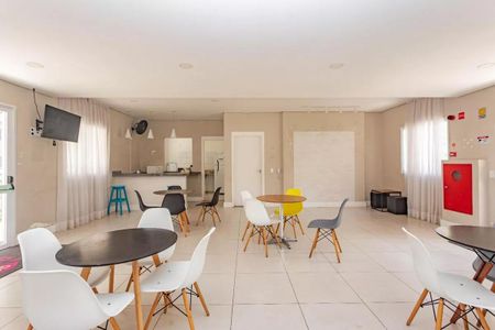 Apartamento para alugar com 42m², 2 quartos e sem vaga Apartamento para alugar com 42m², 2 quartos e sem vagaÁrea comum - Salão de festas