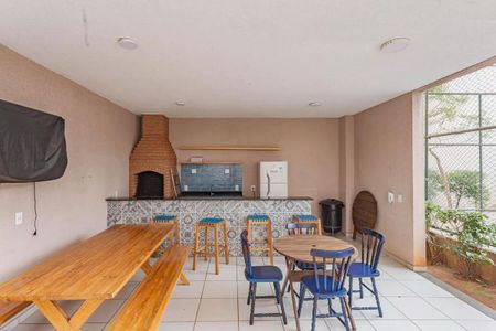 Apartamento para alugar com 42m², 2 quartos e sem vaga Apartamento para alugar com 42m², 2 quartos e sem vagaÁrea comum - Churrasqueira