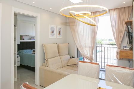 Apartamento à venda com 37m², 2 quartos e sem vaga Apartamento à venda com 37m², 2 quartos e sem vagaSala