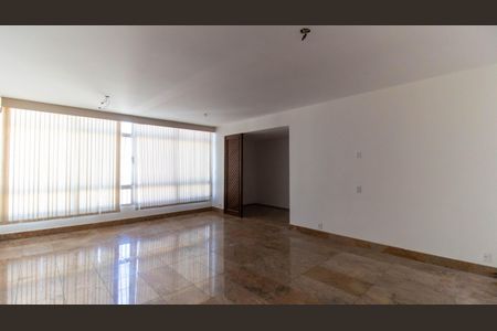 Apartamento à venda com 4 quartos, 180m² em Icaraí, Niterói