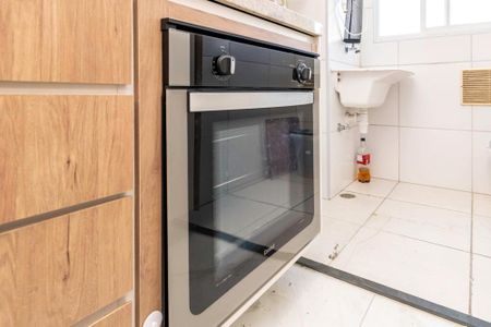 Apartamento para alugar com 42m², 2 quartos e sem vaga Apartamento para alugar com 42m², 2 quartos e sem vagaCozinha - Forno