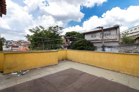 Casa para alugar com 65m², 2 quartos e sem vagaQuintal