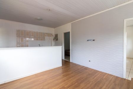 Sala de casa para alugar com 2 quartos, 65m² em Vila Francos, São Paulo