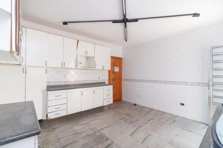 Casa à venda com 120m², 4 quartos e 2 vagasCozinha