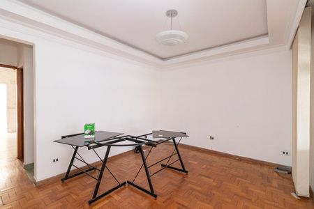 Casa à venda com 120m², 4 quartos e 2 vagasSala