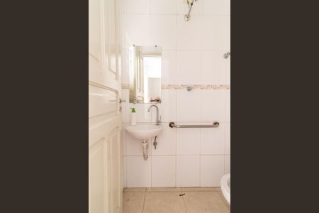 Casa à venda com 120m², 4 quartos e 2 vagasBanheiro 2