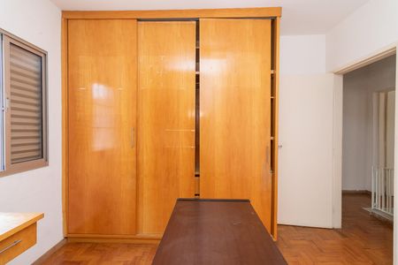 Casa à venda com 120m², 4 quartos e 2 vagasQuarto 2