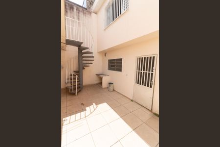 Casa à venda com 120m², 4 quartos e 2 vagasQuintal