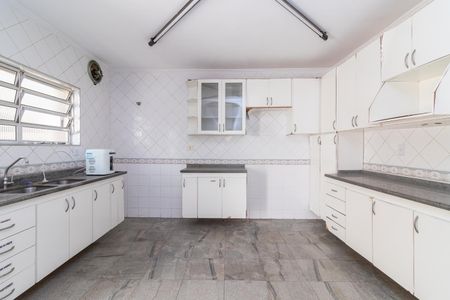 Casa à venda com 120m², 4 quartos e 2 vagasCozinha