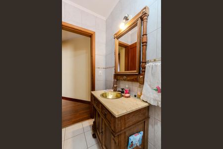 Casa de condomínio à venda com 200m², 3 quartos e 2 vagas Casa de condomínio à venda com 200m², 3 quartos e 2 vagasBanheiro Social