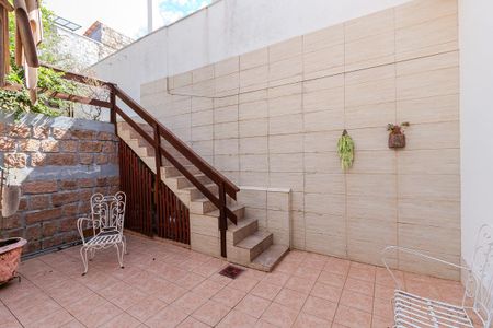 Casa de condomínio à venda com 200m², 3 quartos e 2 vagas Casa de condomínio à venda com 200m², 3 quartos e 2 vagasÁrea de Serviço