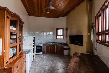 Casa de condomínio à venda com 200m², 3 quartos e 2 vagas Casa de condomínio à venda com 200m², 3 quartos e 2 vagasÁrea comum - Salão de festas