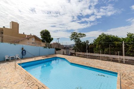 Casa de condomínio à venda com 200m², 3 quartos e 2 vagas Casa de condomínio à venda com 200m², 3 quartos e 2 vagasÁrea comum - Piscina