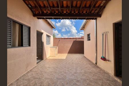 Casa à venda com 130m², 3 quartos e 1 vagaQuintal