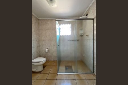 Casa à venda com 130m², 3 quartos e 1 vagaBanheiro