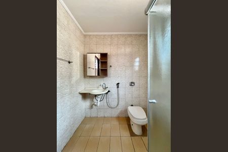 Casa à venda com 130m², 3 quartos e 1 vagaBanheiro