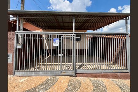 Casa à venda com 130m², 3 quartos e 1 vagaFachada da casa