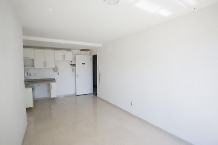 Sala de apartamento à venda com 1 quarto, 38m² em Taquara, Rio de Janeiro